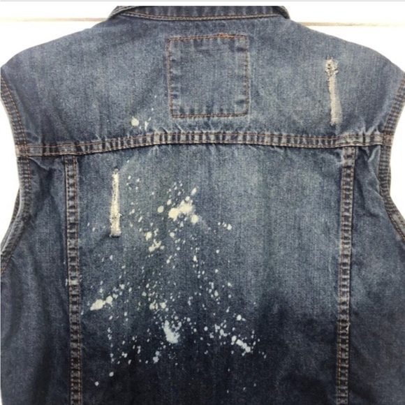 Super cool distressed denim button up vest with collar. See pix/dimensions XL - Picture 4 of 7